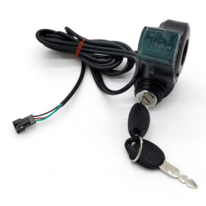 Llave de contacto con voltímetro - Cable largo 1,5 m con conector SM 3P